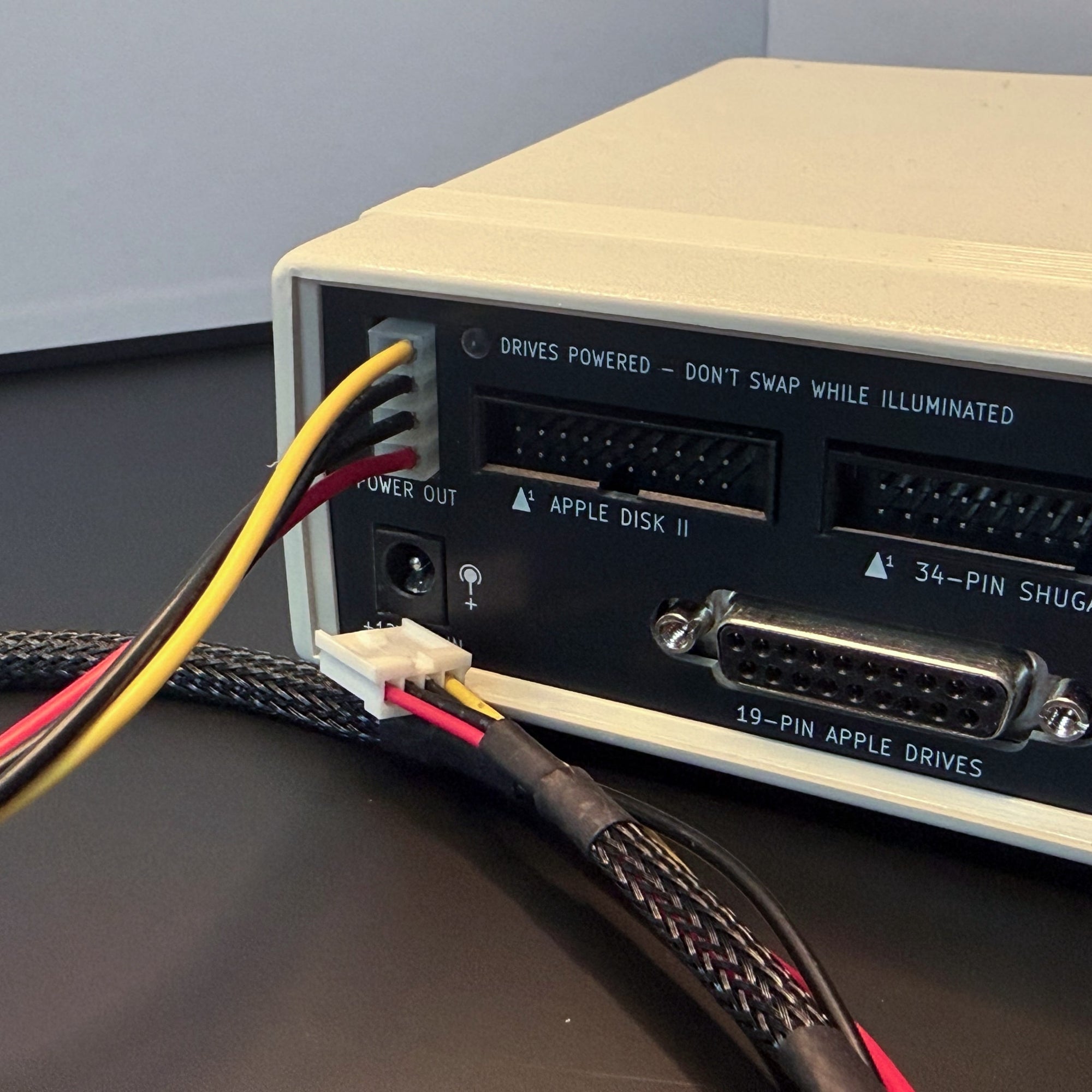 Floppy Drive Power Cable