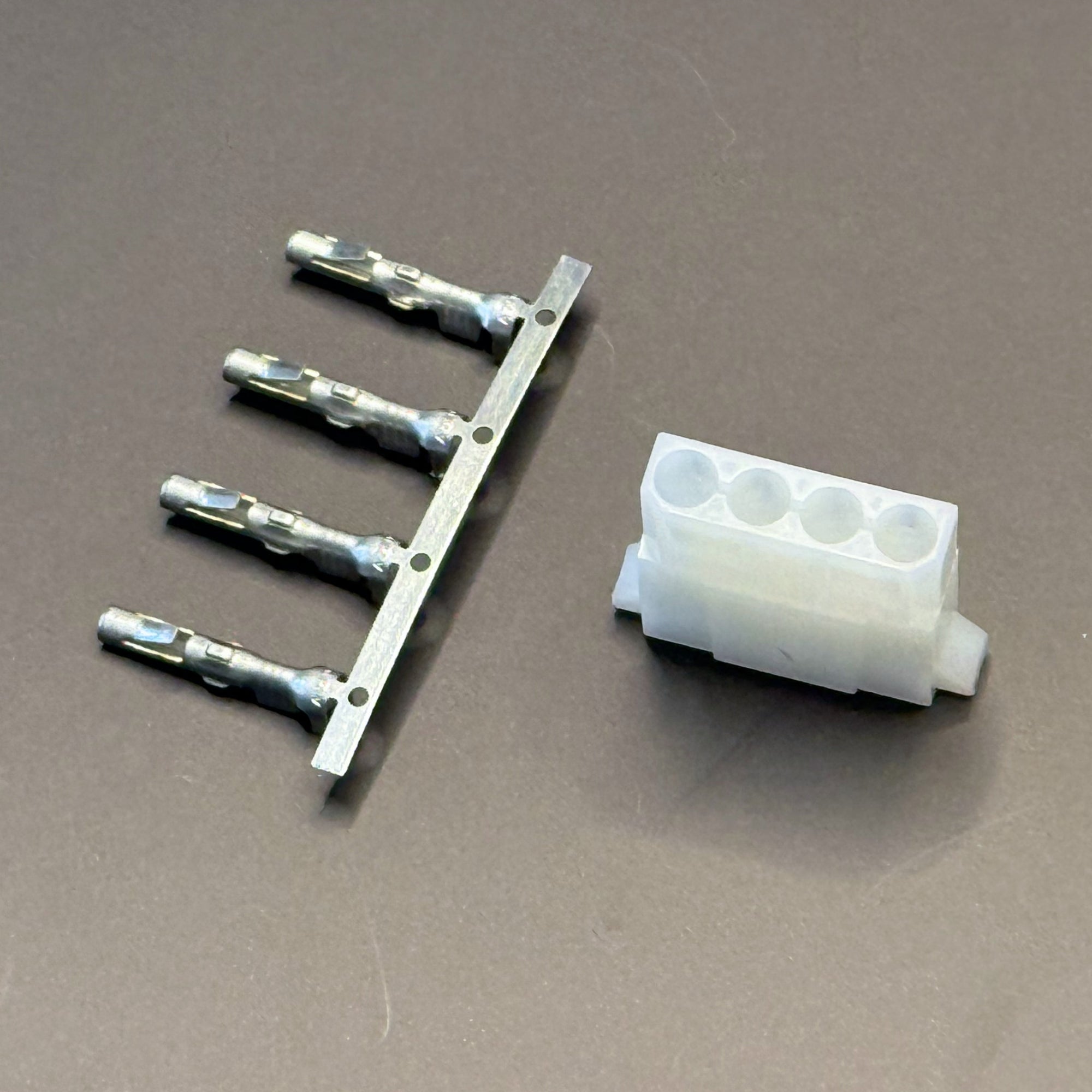 Generic 5.25" Floppy Power Connector